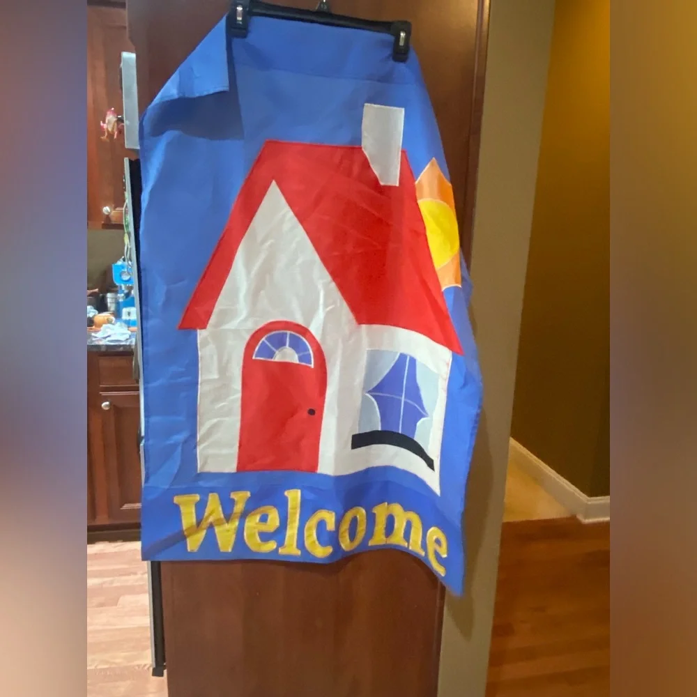 Welcome Garden Flag - Blue, Red, White, Yellow